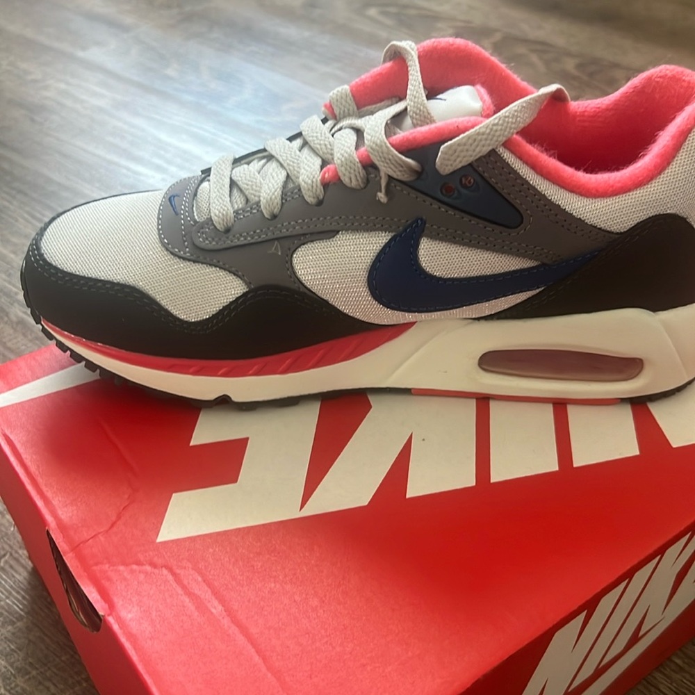 Nike air max correlate